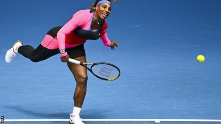 Australian Open: Serena Williams & Naomi Osaka win but Angelique Kerber loses