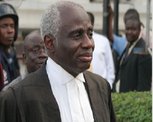 Drama as Tsatsu Tsikata causes stir and does the ‘unexpected’ at the Supreme Court today