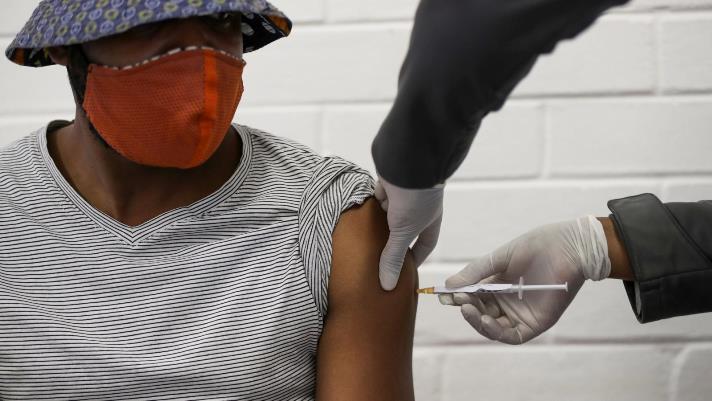 Ghana beats Nigeria to Covax vaccines, to begin vaccination next week