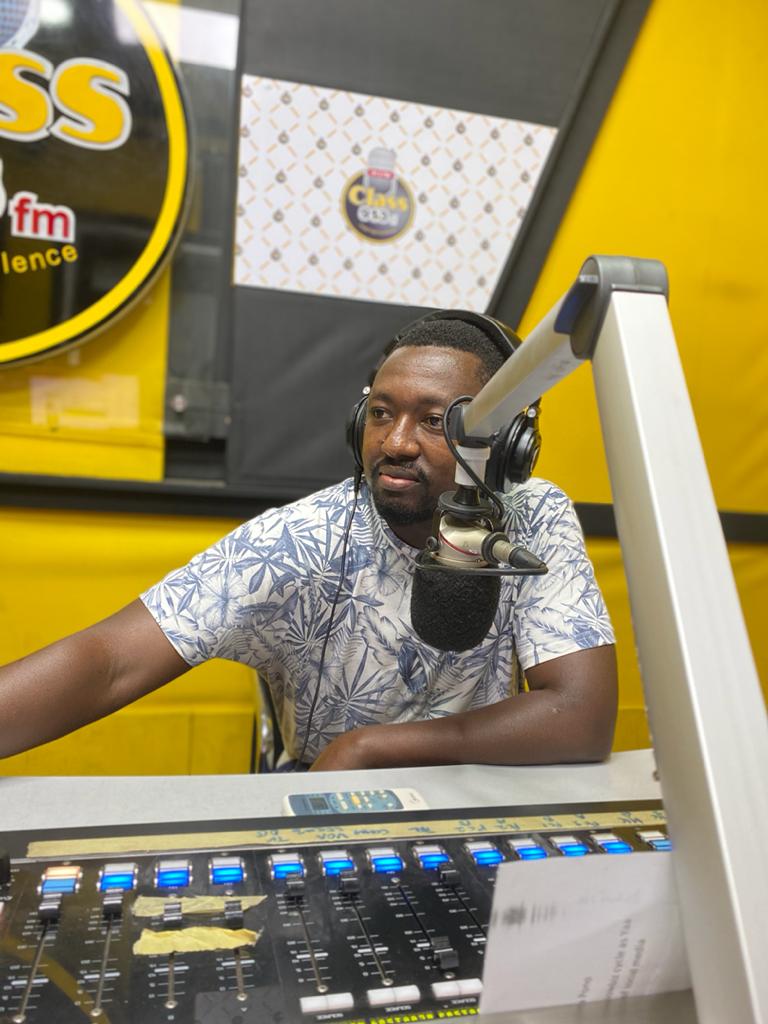 Citi FM's Umaru Sanda eulogizes Class FM's Charles Akrofi