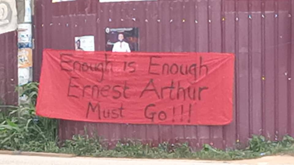 Drama in Cape Coast: Red Banners hit town over the re-nomination of Ernest Arthur as MCE