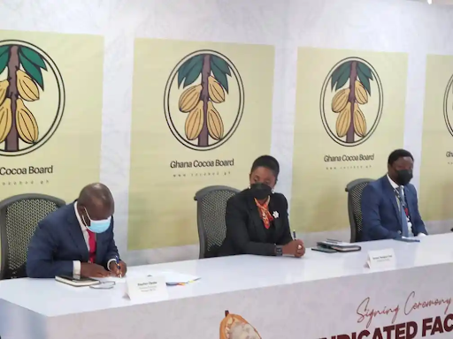 COCOBOD to deal with delay payment as it signs $1.5bn loan for 2021/2022 crop season