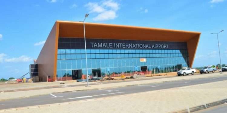 New Tamale Airport terminal building to handle 400,000 passengers annually The newly-constructed terminal building at the Tamale International Airport can now handle 400,000 passengers annually. The expansion works at the airport, which is about 95 percent complete, became imperative due to the increasing passenger throughput and the desire to make Ghana an aviation hub—with the Tamale Airport serving the Sahelian Region. The Tamale Airport expansion works include the construction of a modern Terminal Building and other necessary Ancillary Facilities. The scope of works comprises an expandable modular airport terminal building designed for annual passenger throughput of 400,000 capacity. The expected features of the terminal building after completion include a VIP lounge; two Boarding Gates; four self-service check-in Kiosks; eight check-in desks; airline offices; commercial retail areas; a Multi-Purpose Terminal to include Hajj travel facilitation and a 5km Road Network among others. The cost of the project is estimated at US$70,000,000 and is being undertaken by contractors, Quiroz Galvao (QG) Construction UK Limited. RelatedPosts BoG fails to meet $102m demand in forex auction Autonomous Ghana Premier League to roll out in 2023/24 after Executive Council’s approval $10m Tourism Grant: 60% of grant to be given to women The Tamale Airport is currently the third busiest domestic airport in the country for flights originating from Accra’s Kotoka International Airport. The two main domestic airlines, Africa World Airlines (AWA) and PassionAir, operate daily services with multiple frequencies to the Northern Regional Capital.