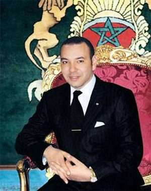 “I should like to send out a clear message to everyone: the Sahara issue is the lens through which Morocco looks at the world. It is the clear, simple benchmark whereby my country measures the sincerity of friendships and the efficiency of partnerships” these were words of King Mohammed VI, King of Morocco on the occasion of the 69th anniversary of the Revolution of the King and the People which was a watershed event on the path towards the Moroccan independence. His Majesty King Mohammed VI in his speech delivered to the Nation on this occasion, reminded the nations that the historic event which led to the independence of the Kingdom illustrated the bonds of affection and attachment between a king (His Majesty King Mohammed V), who preferred exile to bargaining over the nation’s unity and sovereignty, and a people, who made immense sacrifices to ensure the return of their legitimate king and to regain freedom and dignity. He concluded that it was with the same spirit of sacrifice and solidarity, that Morocco managed to achieve the nation’s territorial integrity through the recovery of the Kingdom’s southern provinces. “Over the last few years, there have been many major accomplishments at the regional and international levels regarding the Kingdom’s just and legitimate stance on the Moroccanness of the Sahara. A number of influential states have expressed support for the Autonomy Initiative within Morocco’s full sovereignty over its territory as the only solution to this artificial regional dispute” he added. In his speech the Moroccan King commended the stance of Spain and extended his thanks to some other Arab countries which have consistently confirmed their support for the Moroccanness of the Sahara, especially the Gulf Cooperation Council States, Egypt and Yemen. He also expressed his appreciation to some of his fellow Kings, Emirs and Presidents of Arab sister nations, particularly those of Jordan, the United Arab Emirates, Djibouti and the Comoro Islands, which have opened consulates in Laayoune and Dakhla. Africa, the continent which the King holds in highest esteem was not left out in his speech. Nearly thirty countries have opened consulates in the Moroccan southern provinces, thereby confirming their support for the Kingdom’s territorial integrity and the Moroccanness of the Sahara. These countries include approximately 40% of African countries from five regional groups. To these African countries King Mohammed VI in his speech expressed how much he values the position they have adopted. The King added that ‘’This dynamic trend also includes countries from Latin America and the Caribbean, as a number of states from those regions have opened consulates in the Moroccan Sahara, while others have chosen to extend their consulate jurisdiction to cover the Kingdom’s southern provinces as well’’. “With these positive developments in mind – which concern states from all continents – I should like to send out a clear message to everyone: the Sahara issue is the lens through which Morocco looks at the world. It is the clear, simple benchmark whereby my country measures the sincerity of friendships and the efficiency of partnerships”, he stressed. “I therefore expect certain states among Morocco’s traditional partners as well as new ones, whose stances concerning the Moroccanness of the Sahara are ambiguous, to clarify their positions and reconsider them in a manner that leaves no room for doubt” he concluded. PANYIN ANAMAN Author: Echoing the Voice of Africa