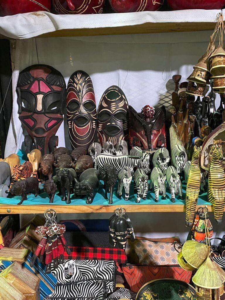 Rosebank Mall supports small businesses – African Craft Market