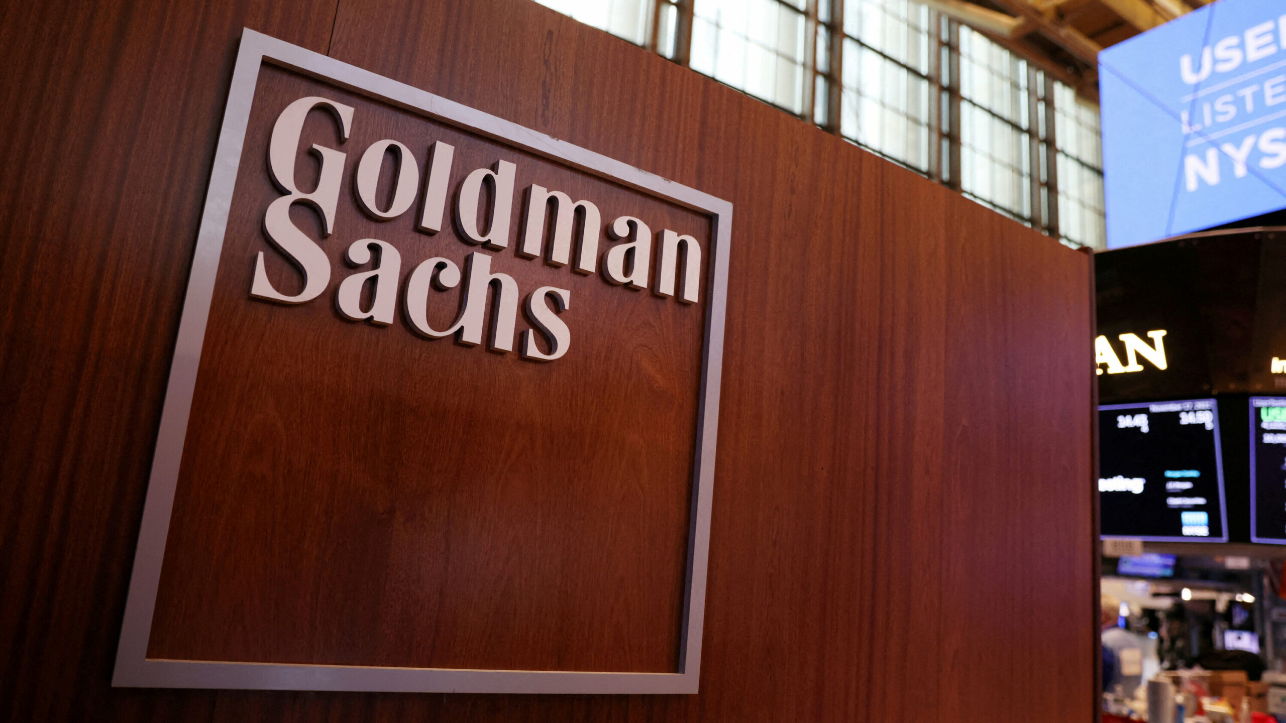 Goldman Sachs to pay US $215 million in sex discrimination case