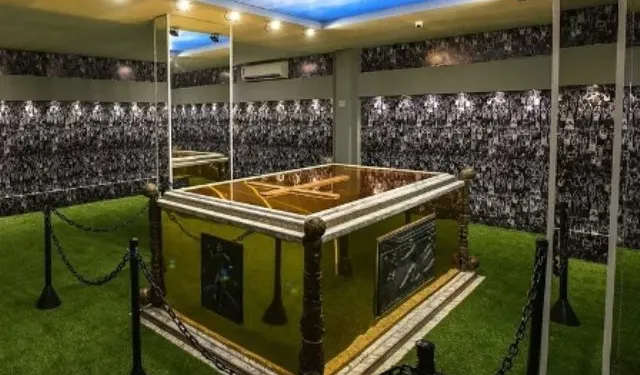 Massive Pelé tomb opens to public in Brazil: Features gold, turf & life-size statues
