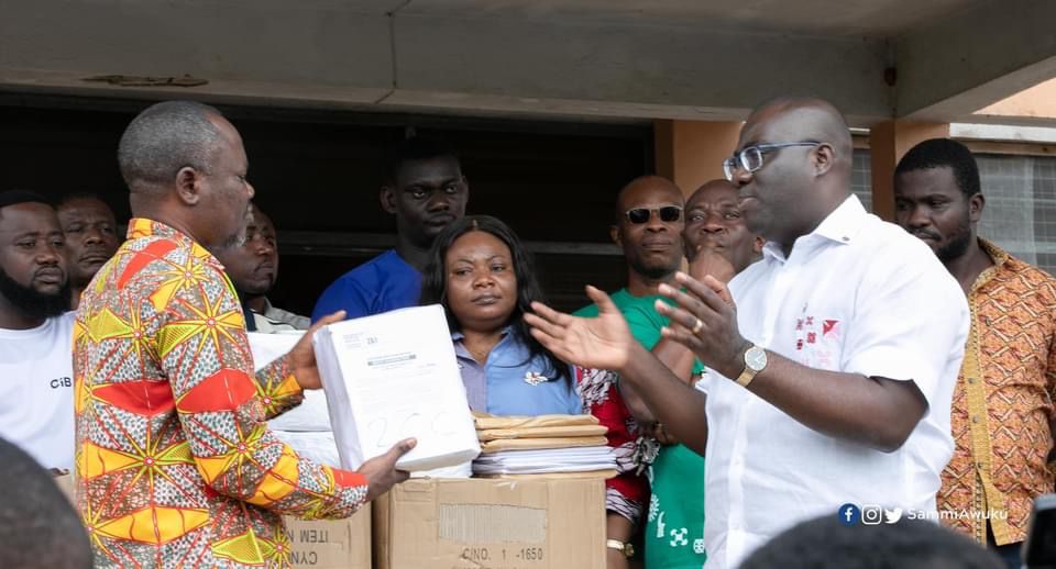 Sammy Awuku supports Akuapem North BECE candidates with educational materials