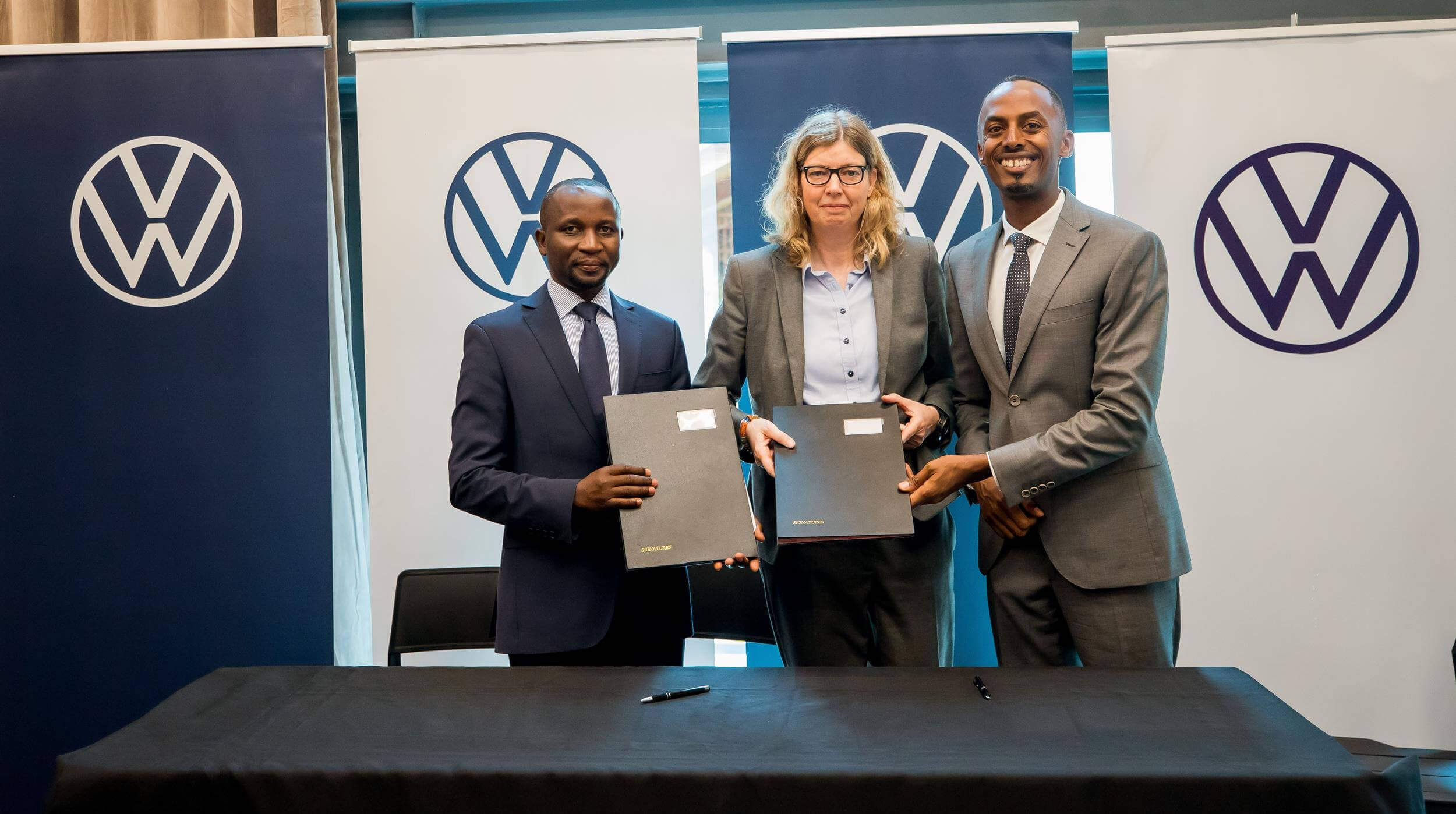 Volkswagen signs Memorandum of Understanding with Government of Rwanda to start the GenFarm Project