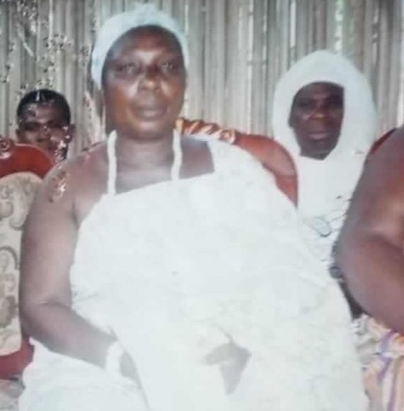 Queenmother Of Boadoa petitions National House of Chiefs over fake Queenmother 