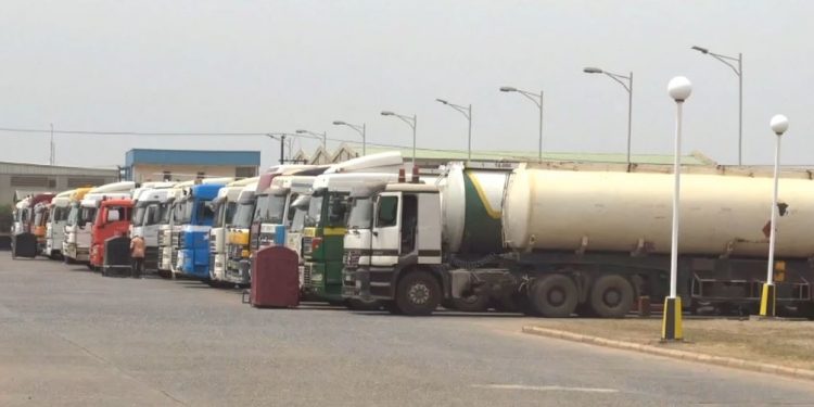Tanker drivers threaten strike over poor working conditions