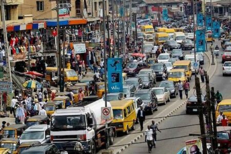 “Middle-Income Trap” Hinders Progress in 108 Developing Countries